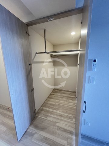 収納　ブランシエスタ南吹田パークサイド　クローゼット