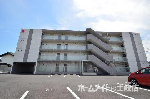 建物外観　外観写真（昼）