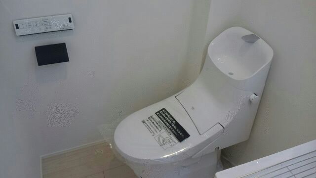 トイレ　別部屋参考