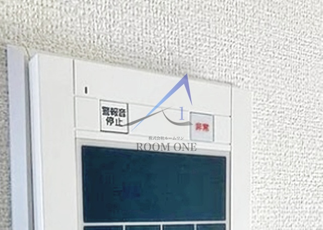 セキュリティ　モニター付きインターホンです。