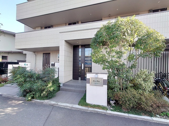 エントランス　エントランス