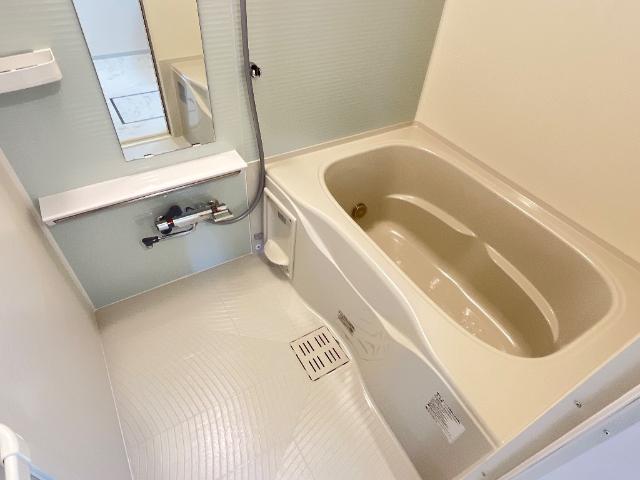 バス・シャワールーム　バス