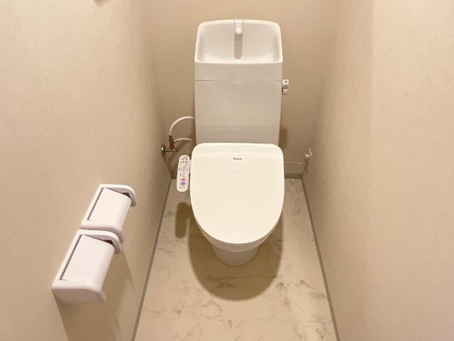 トイレ　シャワー付トイレ