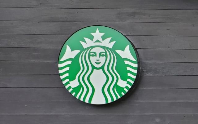 飲食店　スターバックス コーヒー ベイシア木更津金田店（飲食店）まで610m