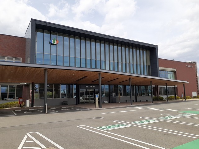 役所　中央市役所（役所）まで1600m