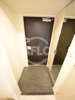 その他　プレサンス堺筋本町駅前シェル　玄関