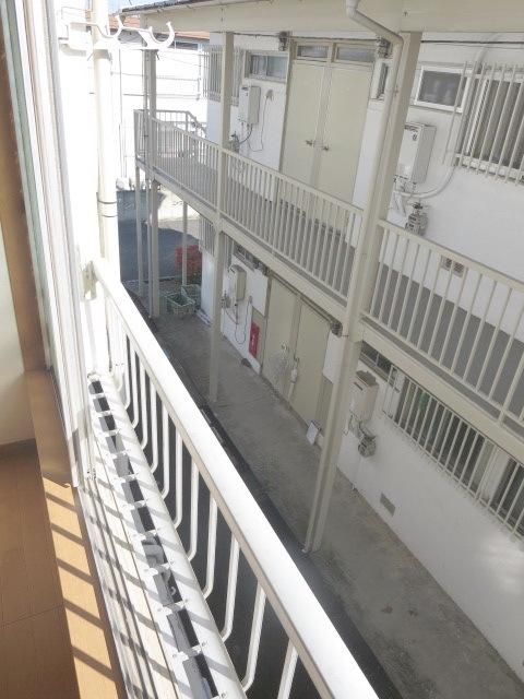 バルコニー　★物干しフックあり★