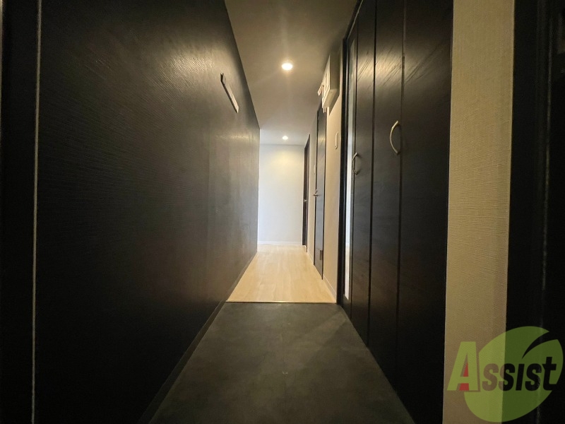 玄関　玄関にはシューズボックスもあって便利そう！