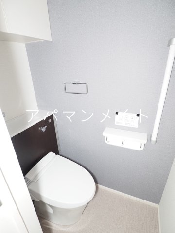 トイレ　ウォシュレット付き！