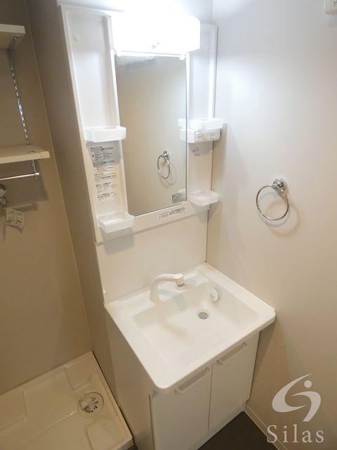 洗面設備　同仕様