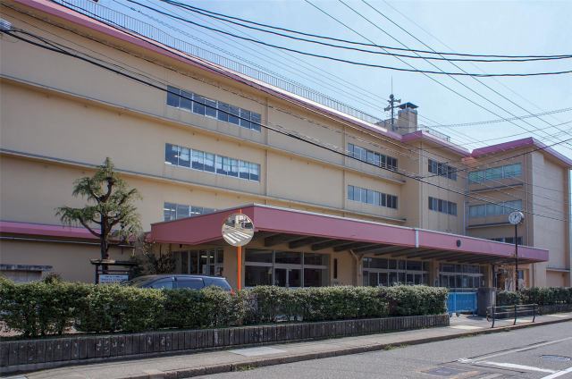 小学校　押野小学校（小学校）まで371m