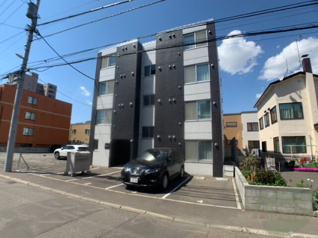 建物外観　札幌市東区北２２条東「ＤＡＹＳ元町」