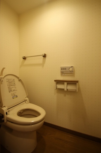 トイレ　同物件別室
