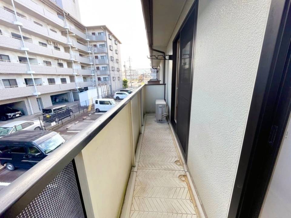 バルコニー　バルコニー