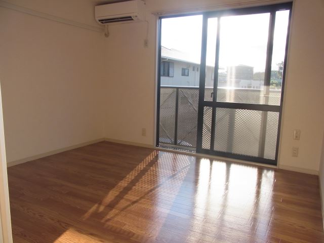 居室・リビング　エアコン付き！