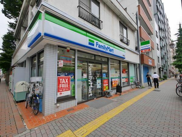 コンビニ　ファミリーマート 六義園店（コンビニ）まで380m