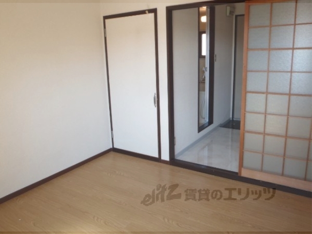 居室・リビング　洋室