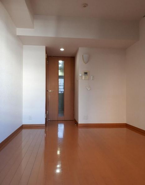 居室・リビング　☆明るい洋室☆