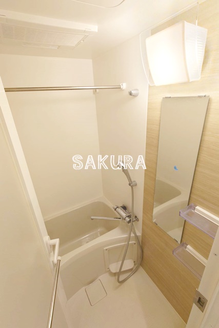 バス・シャワールーム　嬉しい浴室乾燥機付き♪