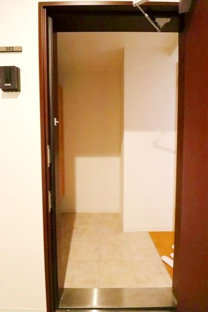 玄関　★お問合せはタウンハウジングまで★