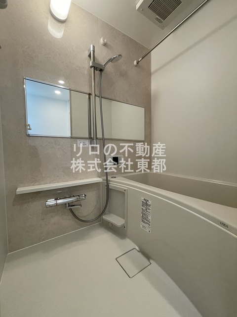 バス・シャワールーム　浴室には乾燥機が付いているので梅雨の時期でも安心です☆