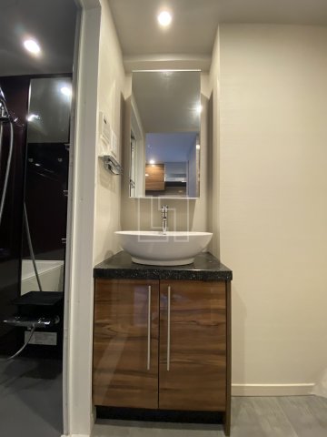 洗面設備　プライマル靭本町　独立洗面台