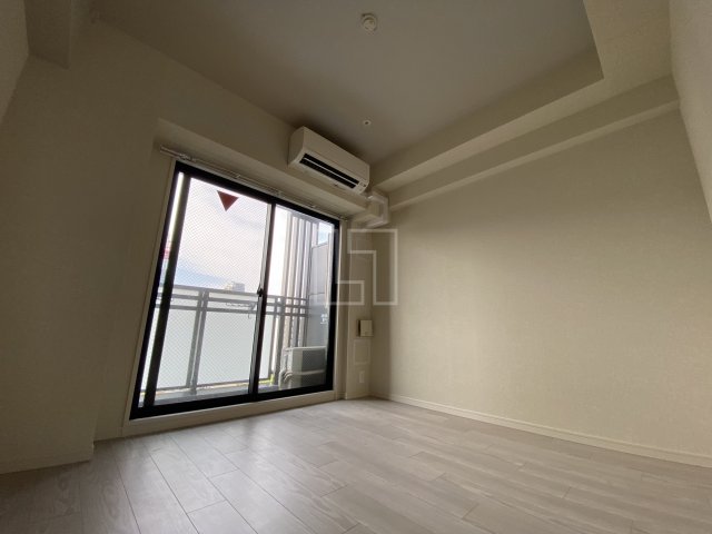 居室・リビング　プライマル靭本町　洋室