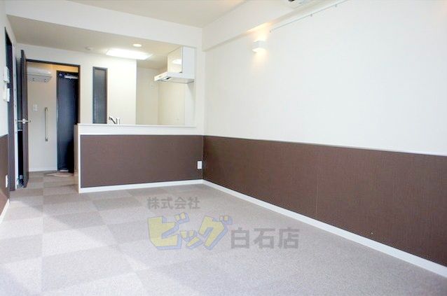 居室・リビング　日当たり良好で明るいリビングです♪