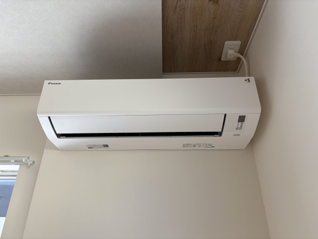 その他設備　エアコン全部屋完備！！(4台)