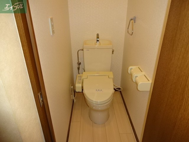 トイレ　シャワー付トイレ