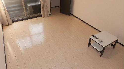 居室・リビング　フローリングタイプのお部屋になります。