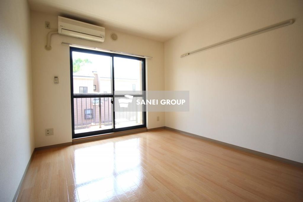 居室・リビング　同仕様