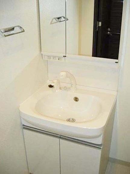 洗面設備　★収納付き、独立洗面台★