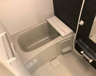 バス・シャワールーム　日々の疲れを癒すお風呂付です