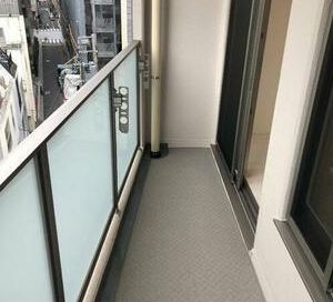 バルコニー　開放的で明るい空間を演出してくれるバルコニーです