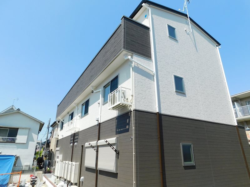 建物外観　落ち着いたおしゃれな外観です