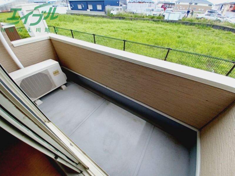 バルコニー　別部屋同型タイプ