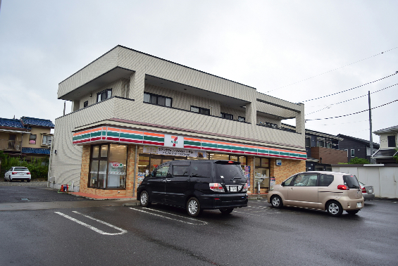 コンビニ　セブンイレブン 平塚高村店（コンビニ）まで224m