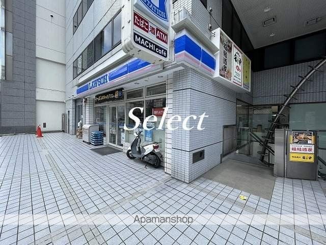 コンビニ　ローソン鶴屋町２丁目店（コンビニ）まで257m