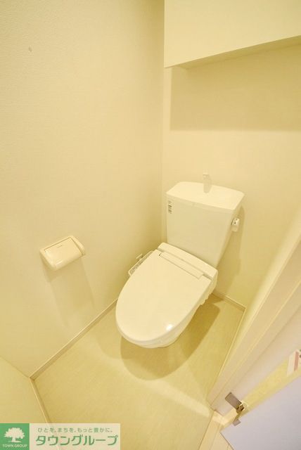 トイレ　同タイプの写真の為、実際とは異なります