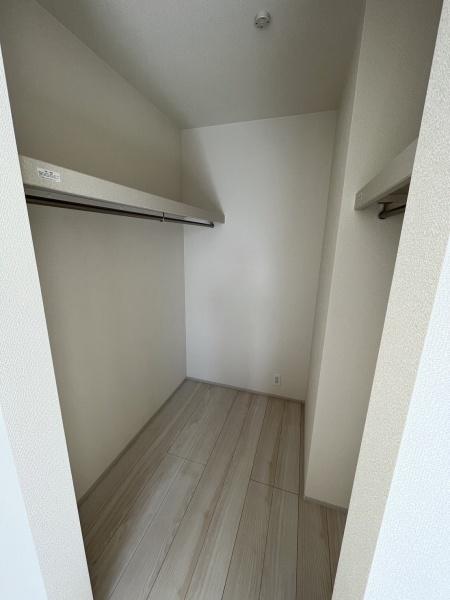 収納　ウォークインクローゼットです