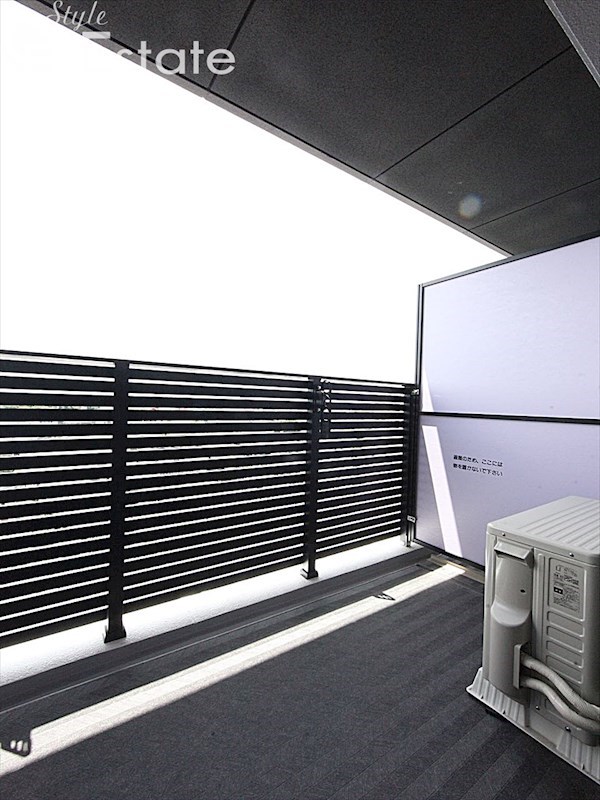 バルコニー　バルコニー