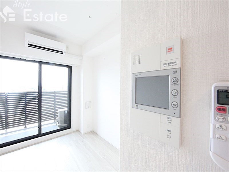 セキュリティ　モニター付きインターホン