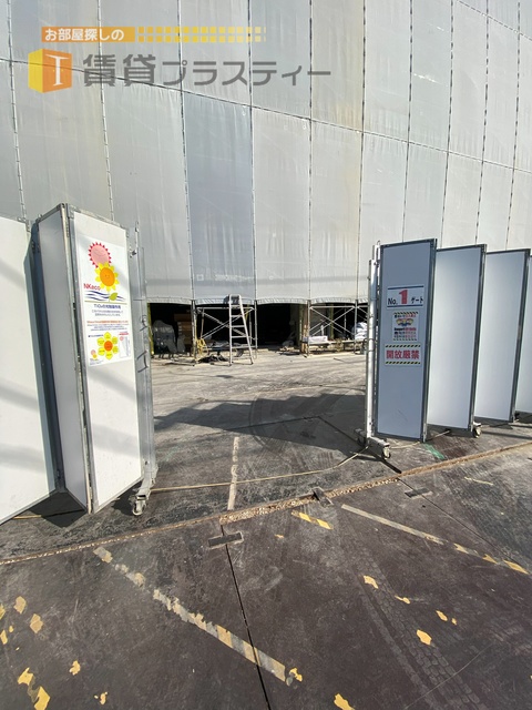 エントランス　先行申込み受付中。