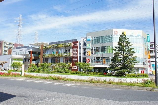 ショッピングセンター　BiVi八潮（ショッピングセンター）まで436m