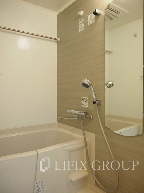 バス・シャワールーム　風呂