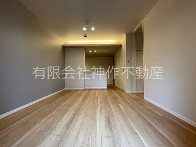 居室・リビング　エアコン・照明付