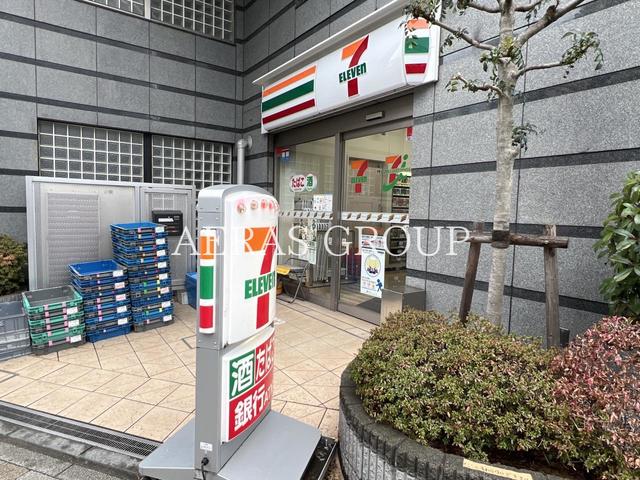 コンビニ　セブン-イレブン 日本橋横山町店（コンビニ）まで194m