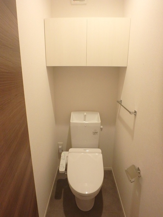 トイレ　新白島駅(広島高速交通 アストラムライン)