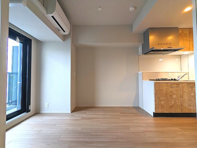 その他設備　形の良い室内空間で家具の配置や生活便利です